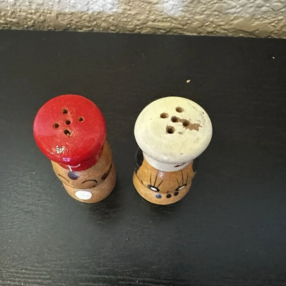Vintage 1950’s‎ Wooden Chef’s Salt and Pepper Shakers Set With Cork Stoppers